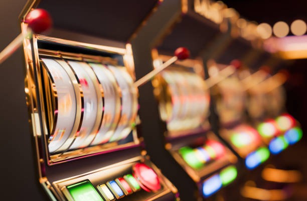 Live blackjack table streaming on mobile device
